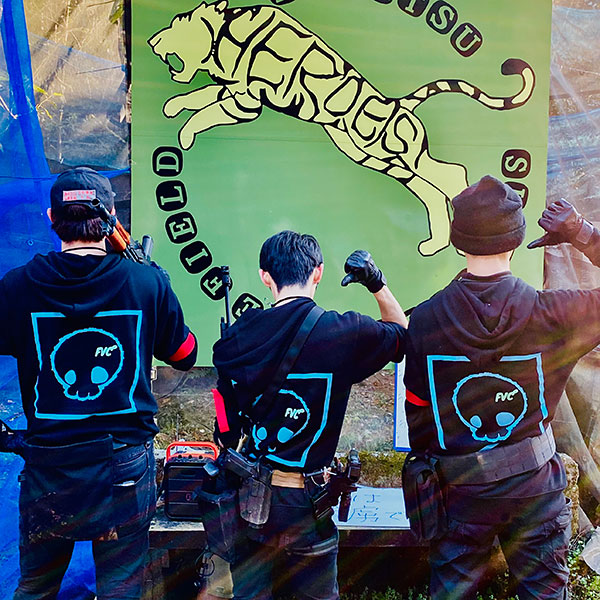 制作事例 005ブラック 背中フルカラー転写プリント(DTFプリント) プリントサイズ:W300mm×H300mm