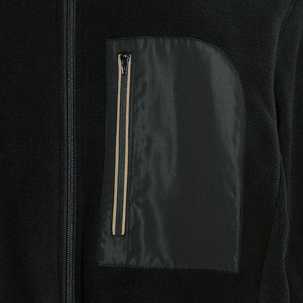 左胸ポケット　カラー:ブラック