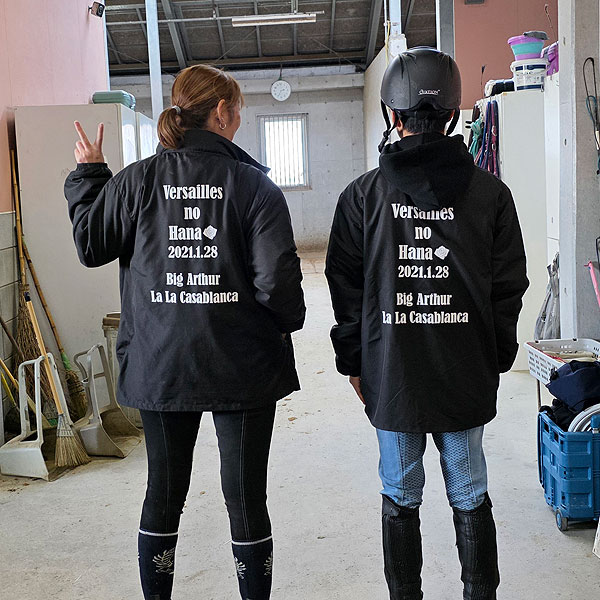 制作事例 002ブラック 背中フルカラー転写プリント プリントサイズ:W250mm×H315mm