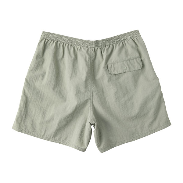 BACKイメージ　62ピスタチオ　バックポケットはスナップ付き