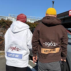 オリジナルパーカー　プリント